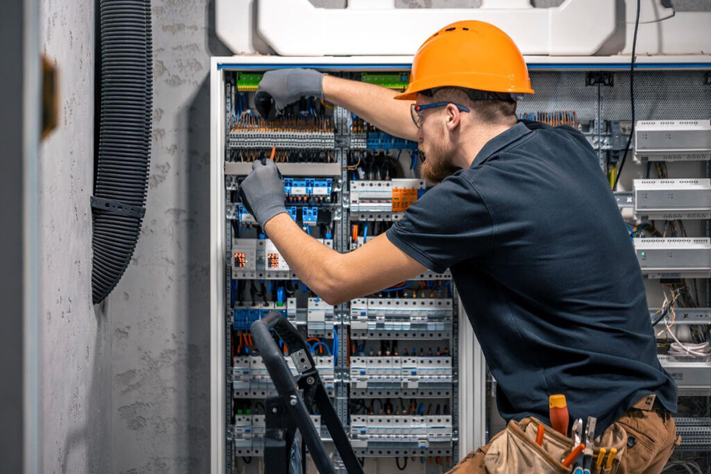 Maintenance Electrician